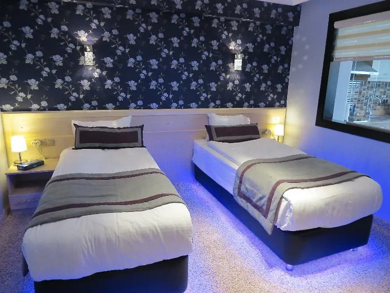 Tempo Residence Comfort Izmir 0*,