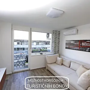 https://studio-optim.hotels-in-ljubljana.com