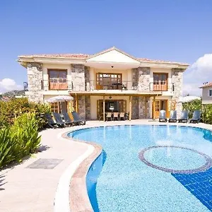 Villa Havuzlu, İzmir