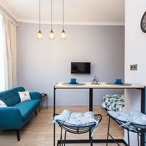lazur-apartment.hotelslviv.net/